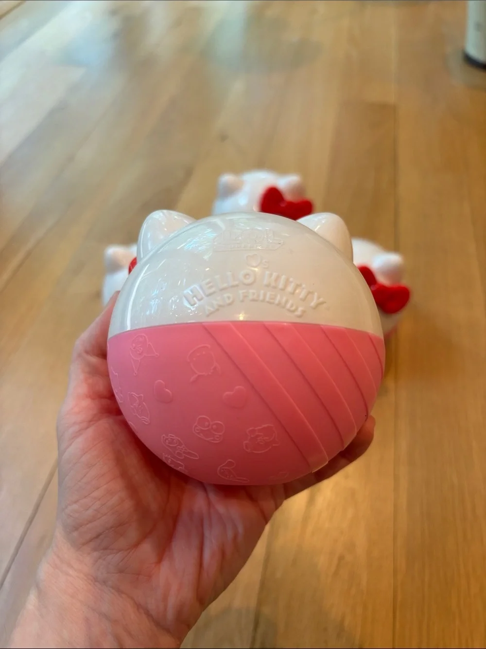 Hello Kitty x LOL Surprise Lot of Display Balls